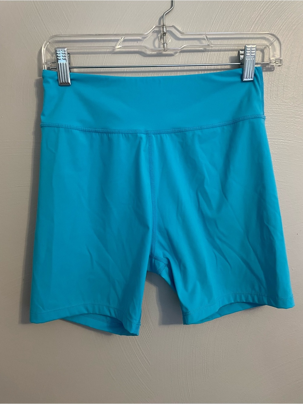 Born Primitive Women’s Shorts Size Medium 4” inseam